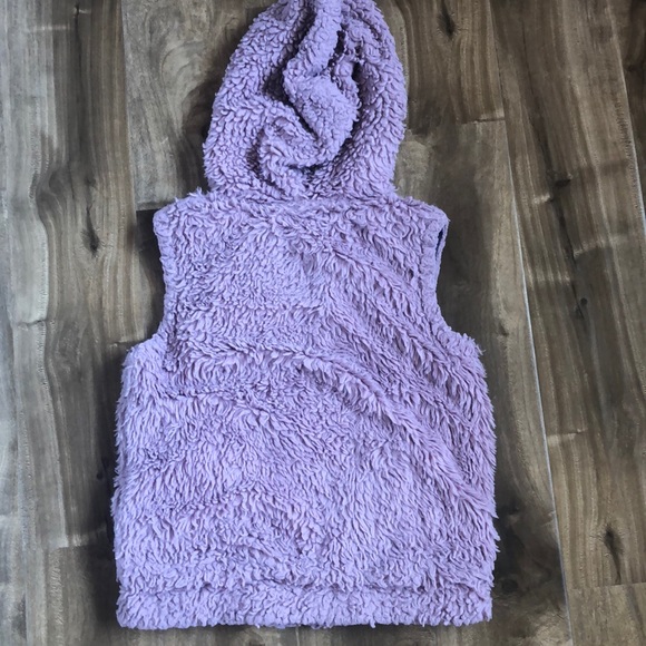 Mini Boden vest for girls - Picture 7 of 8